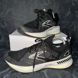 Brooks Levitate StealthFit GTS 5 Black Running Shoes Sneakers Women’s Size 9